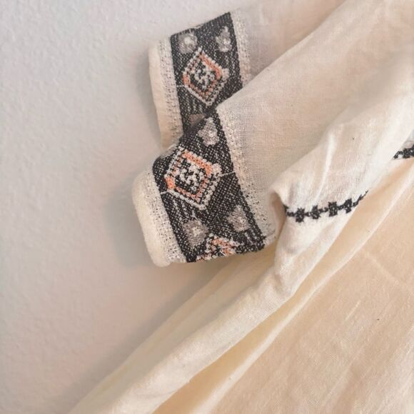 Lilla P Shift Dress with Black Embroidery Size Medium - Picture 3 of 7